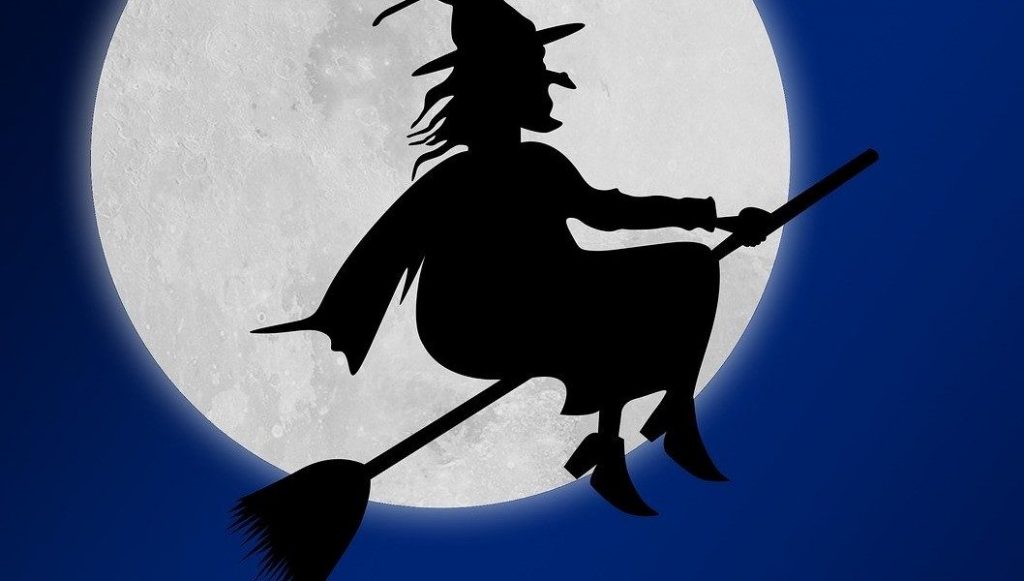 Aspettando la Befana: fiabe e teatro per i bambini