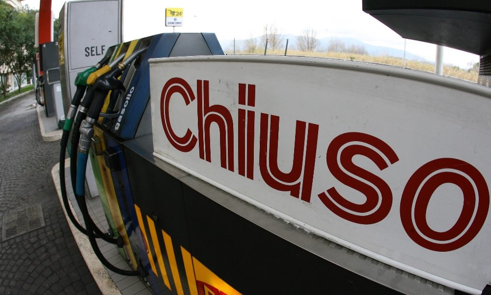 Benzina: distributori in sciopero dal 14 sera al 17 dicembre