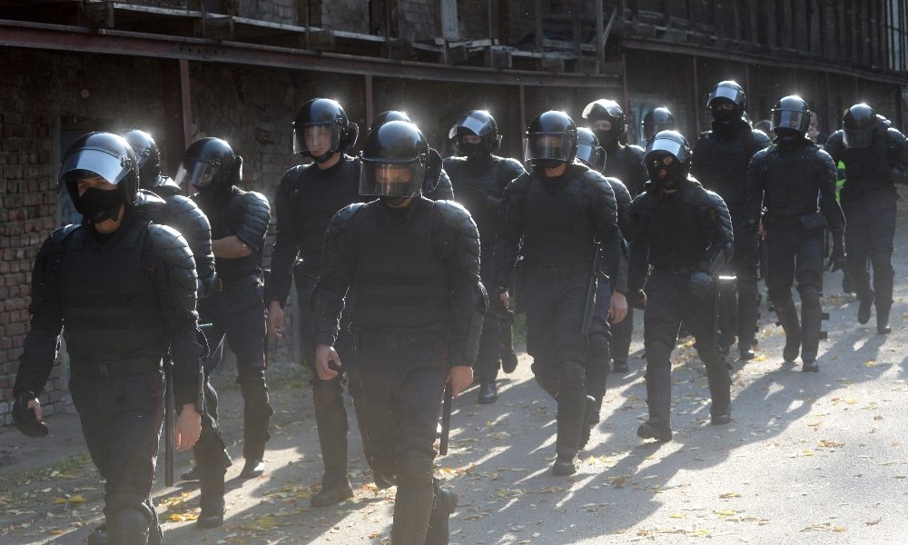 Bielorussia: manifestazioni anti-regime, 200 arresti
