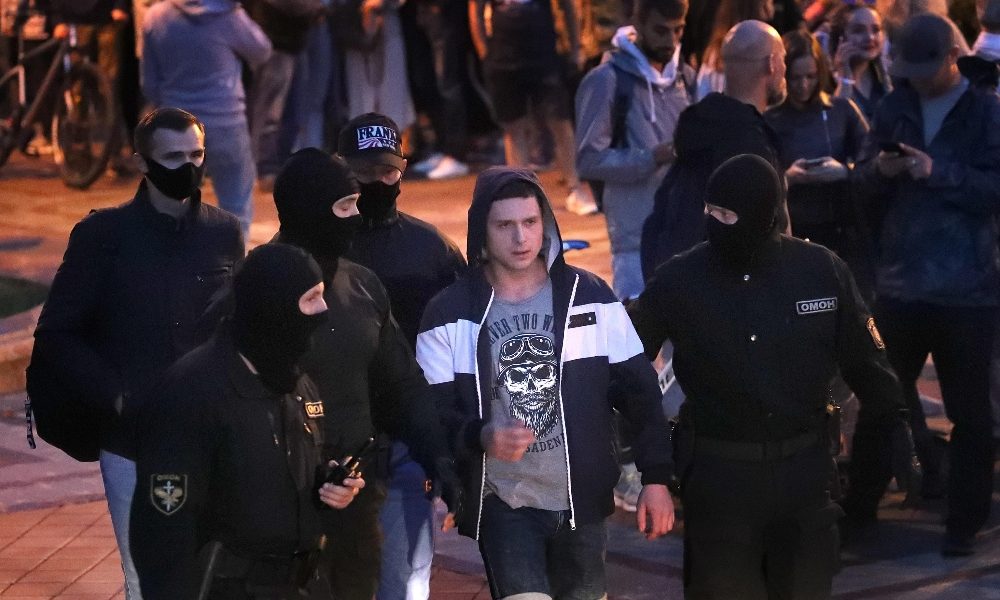 Bielorussia: media, oltre 200 fermati in Piazza Indipendenza