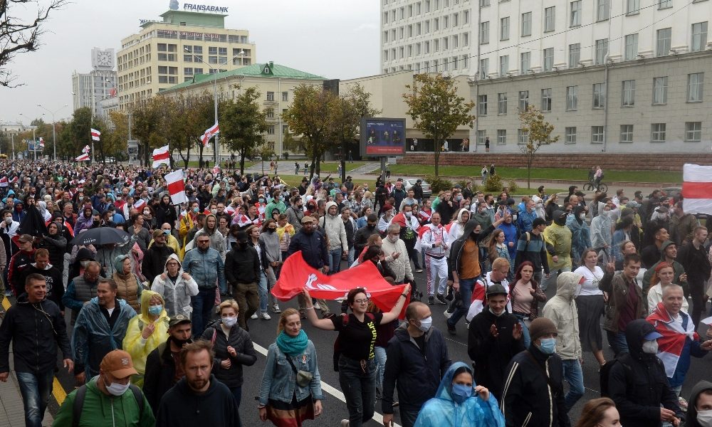 Bielorussia: ong, nelle proteste di ieri almeno 340 arresti
