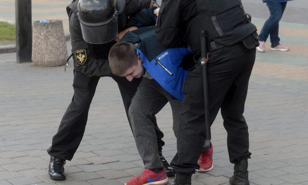 Bielorussia: polizia, 250 arresti a protesta opposizione