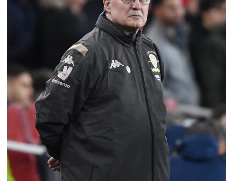 Bielsa firma rinnovo con Leeds per un anno
