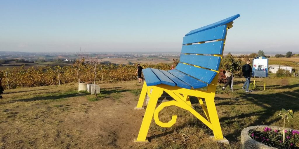 La prima “big bench” comasca sarà installata in Valle Intelvi