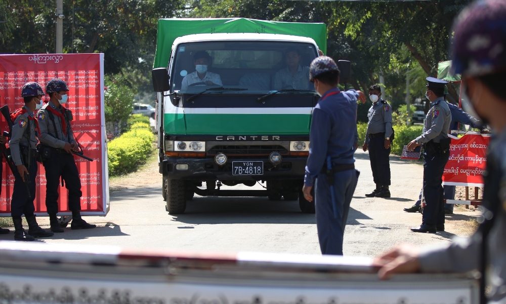 Birmania, 14 giorni di carcere preventivo per Aung Suu Kyi