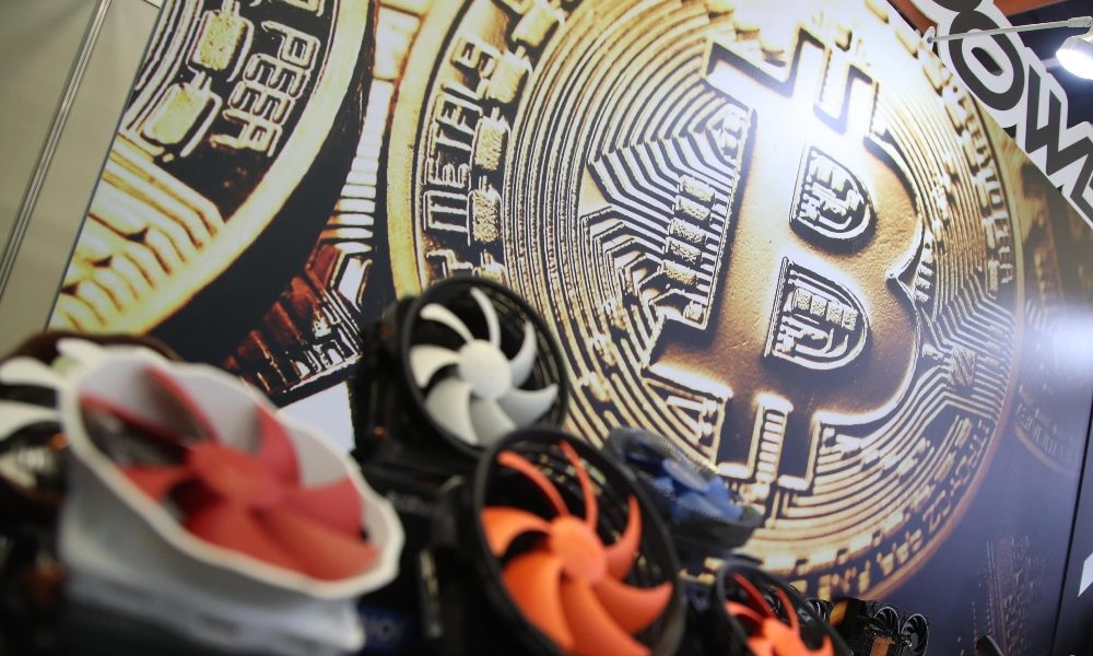 Bitcoin crolla, in due giorni perso fino al 21%
