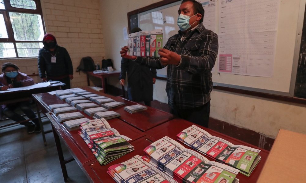 Bolivia: elezioni, grande lentezza dello scrutinio ufficiale