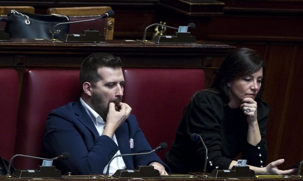 Bollettino parrocchia,non votate Salvini