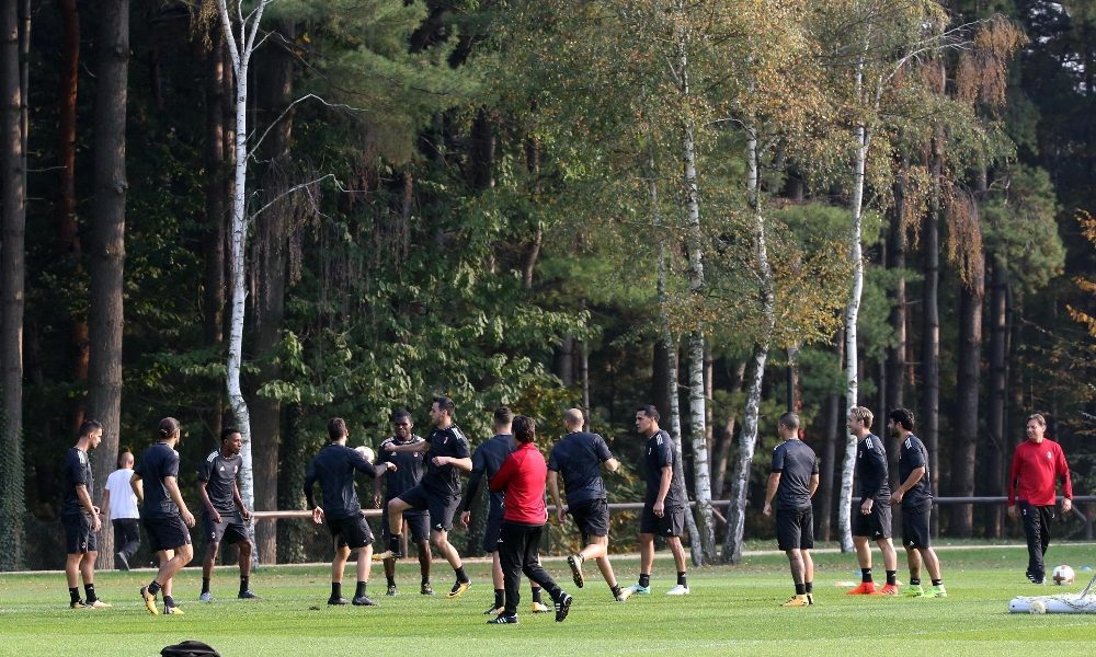 Bomba d’acqua a Milanello, alberi caduti