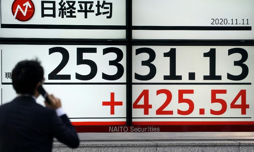 Borsa: Asia in difficoltà, allerta Covid frena Tokyo (-1,1%)