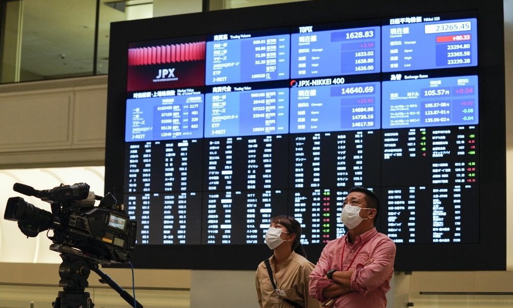 Borsa: Asia limita i danni, positivi i listini cinesi