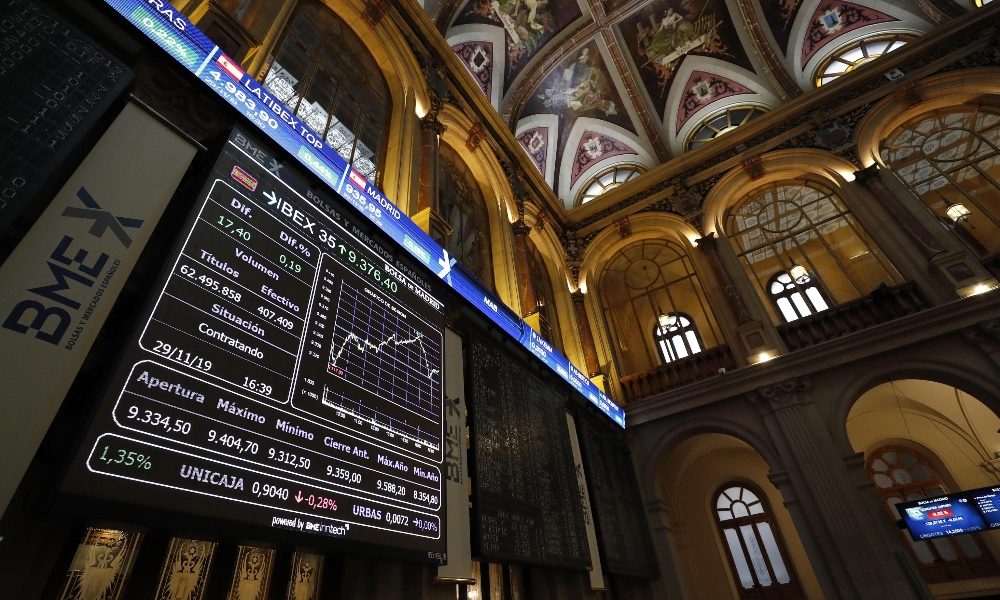 Borsa: Europa apre in cauto rialzo