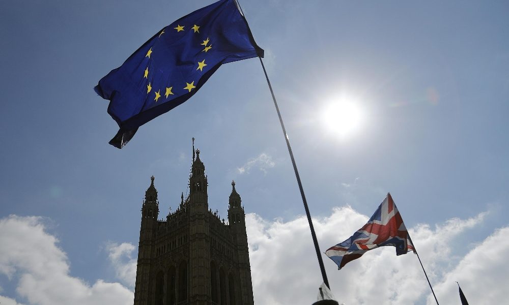 Borsa Europa chiude fiacca,bene nel 2019