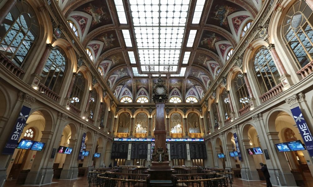 Borsa: Europa chiude volando