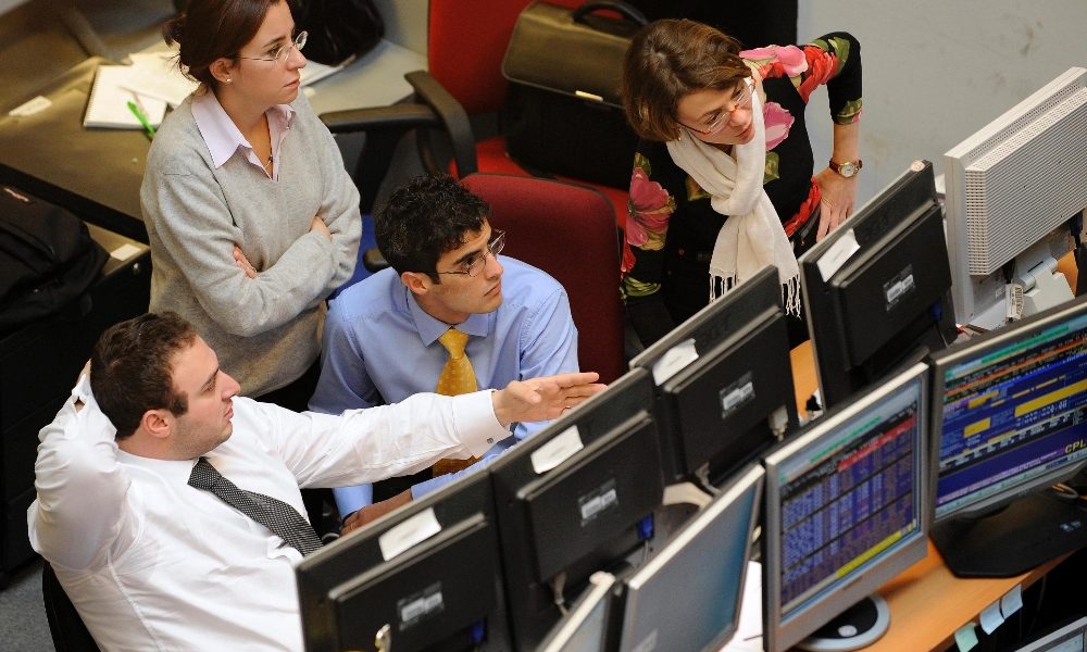 Borsa: Europa conferma calo, future Wall Street negativi