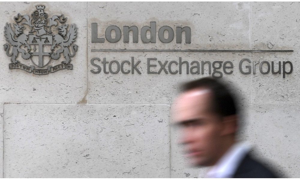 Borsa: Europa debole, Londra -0,7%