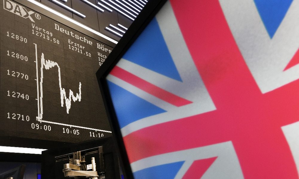 Borsa: Europa in rialzo, debole Londra