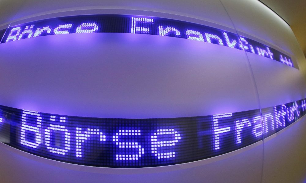 Borsa: Europa incerta, Milano frena