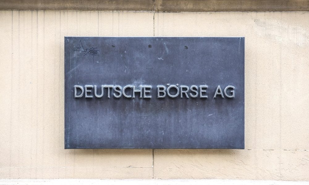 Borsa: Europa migliora insieme a WS, molto bene le banche