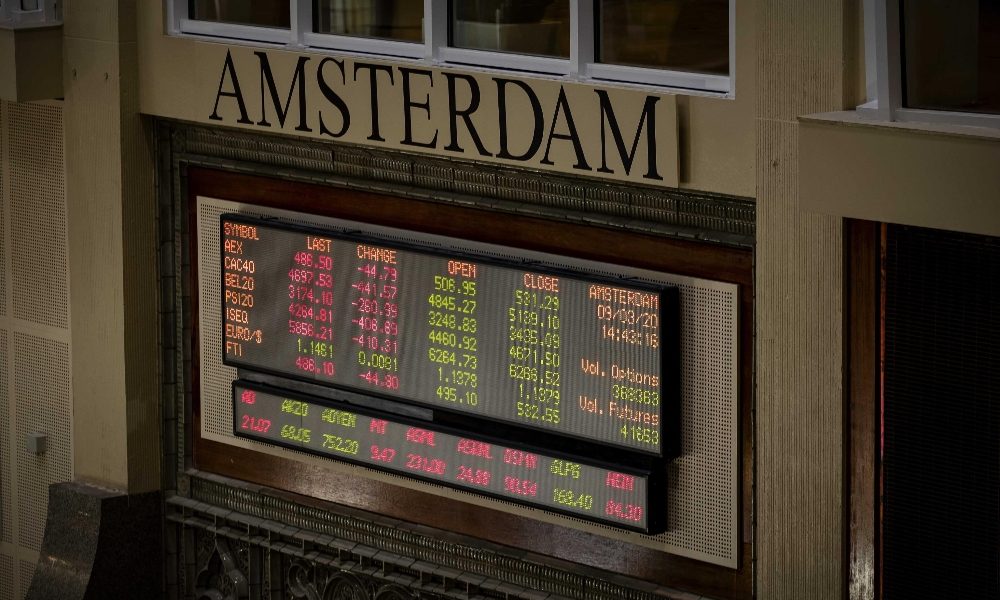 Borsa: Europa peggiora futures Usa negativi, Milano -1,2%