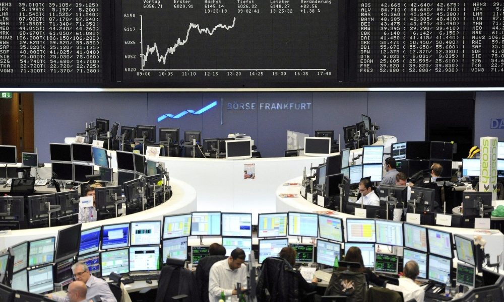 Borsa: Europa prosegue positiva, Milano (+1%)