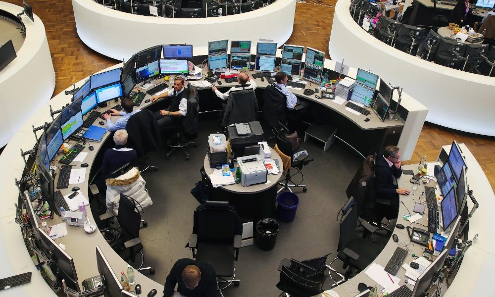 Borsa: Europa soffre, peggior settimana