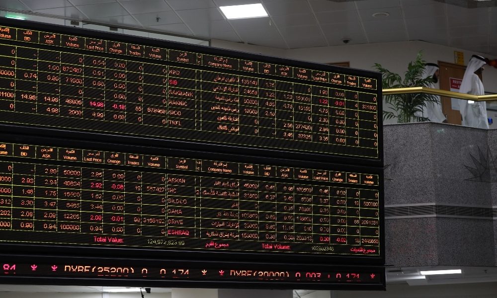 Borsa: Hong Kong apre a +0,67%