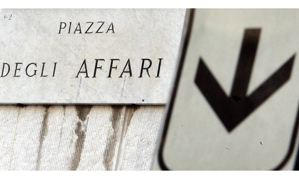 Borsa: Milano chiude male settimana