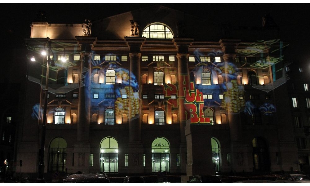 Borsa: Milano chiude piatta, giù Cnh