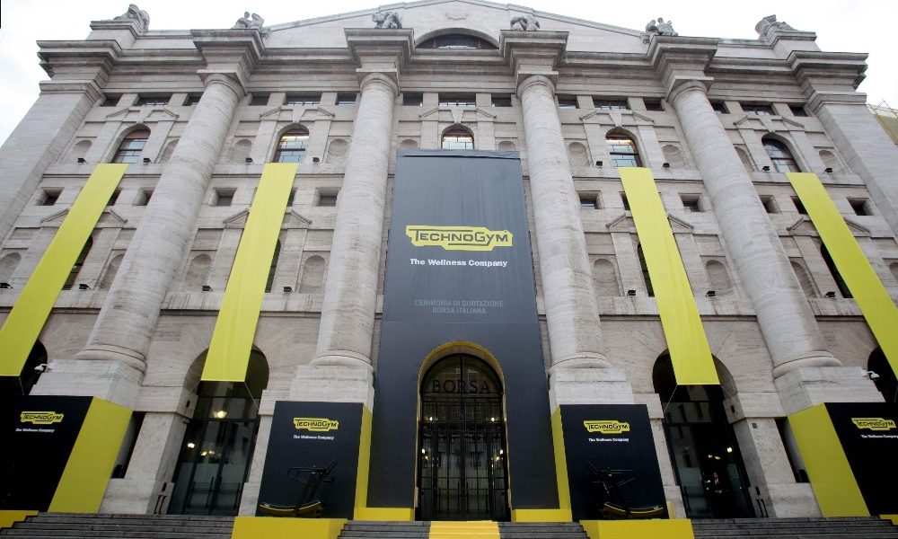 Borsa: Milano rallenta (-1,6%),scivola Stm, corre Banco Bpm
