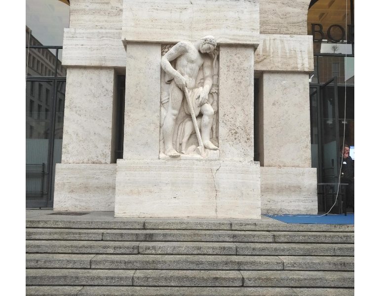Borsa: Milano resta in rosso con Europa dopo Wall Street