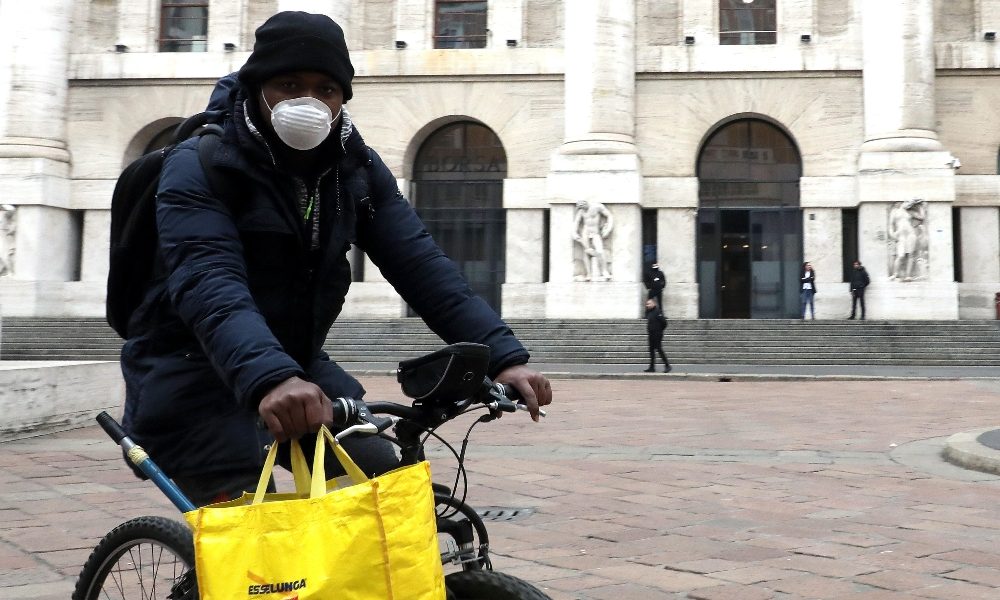 Borsa: Milano sale (+0,8%), effetto conti Pirelli e Generali