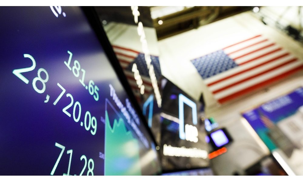 Borsa: Ny apre in rialzo, Dj +0,11%