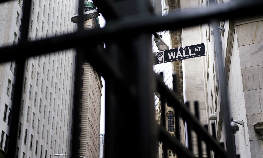 Borsa: Wall Street apre in calo, Dj -0,47%, Nasdaq -0,80%