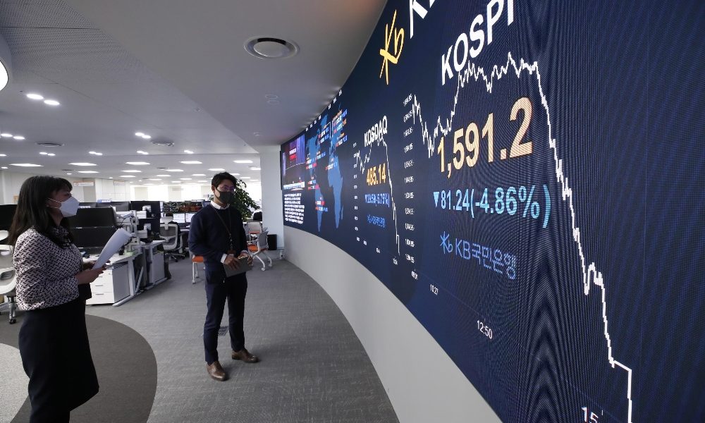 Borsa, affondano Seul e Hong Kong