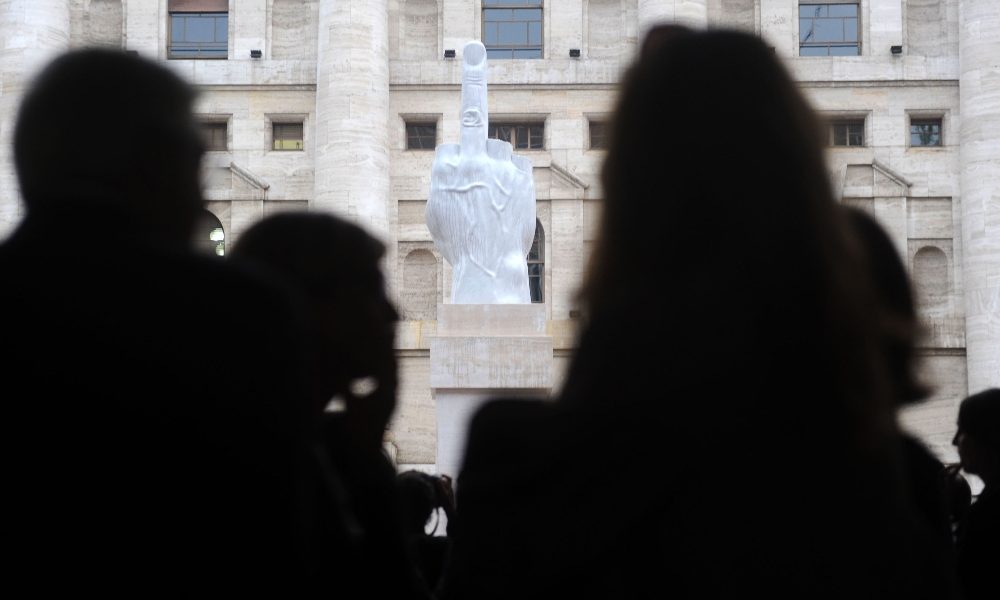 Borsa: mini-rimbalzo a Milano (+0,54%), bene Fca, Eni ed Mps