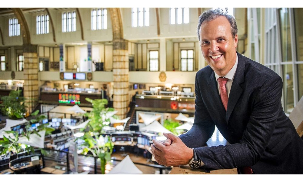 Borsa:Europa apre positiva,Parigi +0,54%