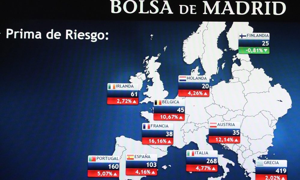 Borsa:Europa debole, Milano regina +0,5%