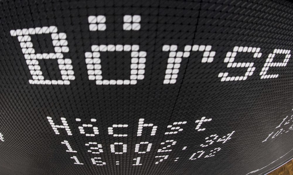 Borsa:Europa risale, Milano guida(+0,3%)