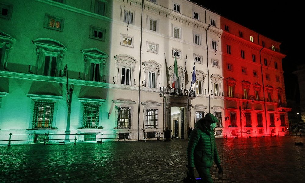 Bozza dl, previste multe e stop attività
