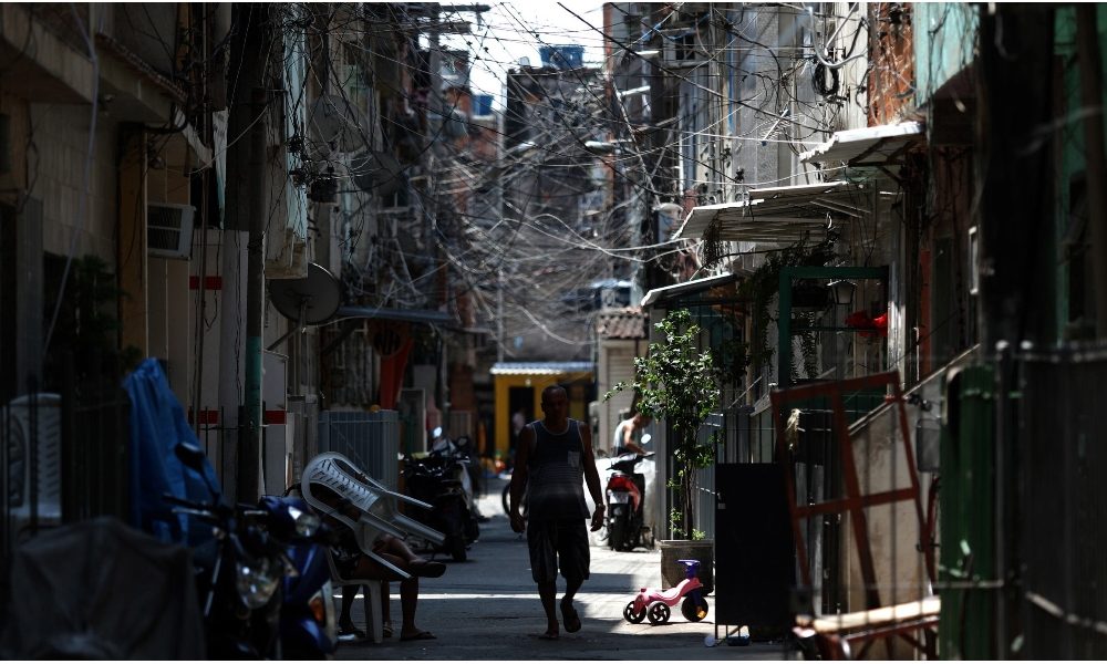 Brasile: studio, milizie dominano 57% del territorio di Rio