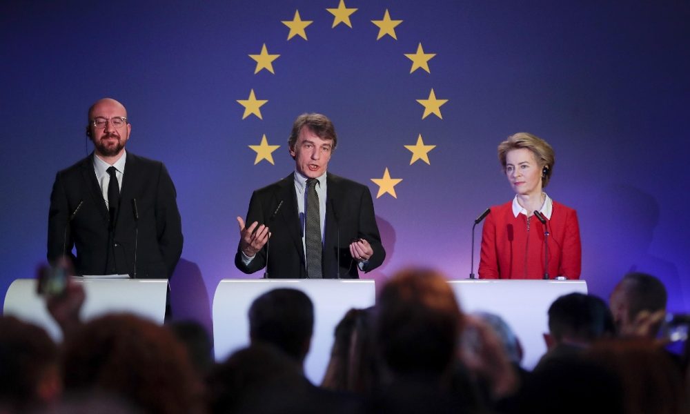 Brexit: vdL, l’isolamento non dà forza