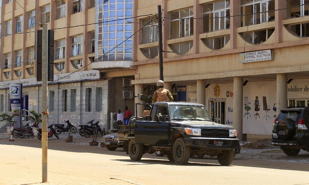 Burkina Faso: attaccata chiesa, 14 morti