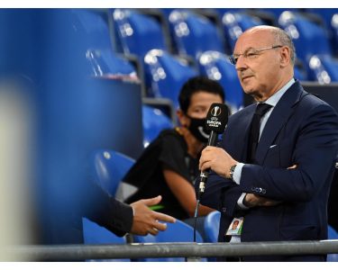 Giunta notturna per vendere un immobile: cinque indagati