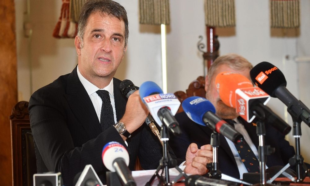 Calcio: Uva si è dimesso dalla vicepresidenza Uefa”