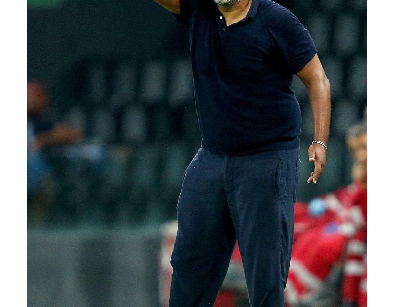 Calcio: il Lecce esonera Fabio Liverani