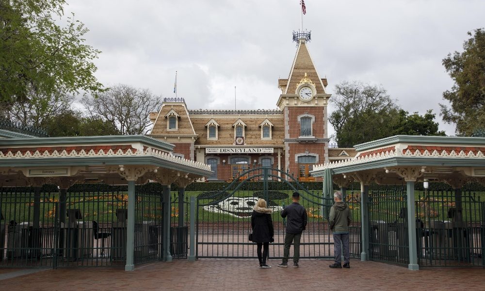 California, Disneyland diventa un maxi-centro vaccinazioni