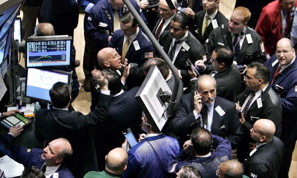 Cambi: euro a 1,101 dollari