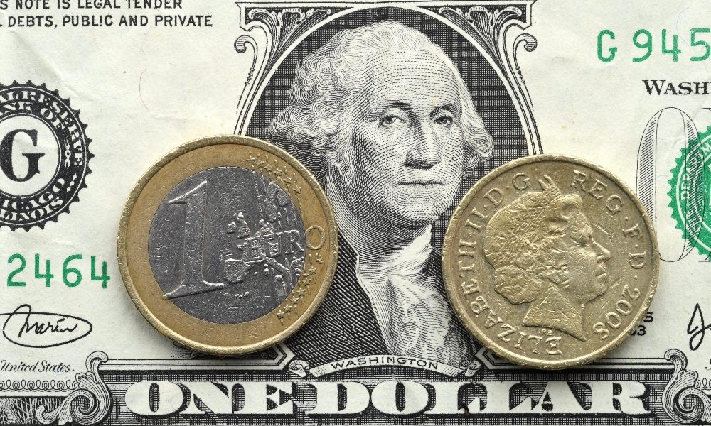 Cambi: euro a 1,1137 dollari