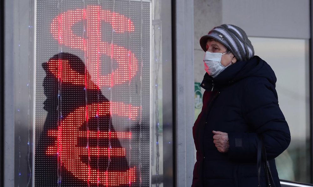 Cambi: euro apre in rialzo +0,17%